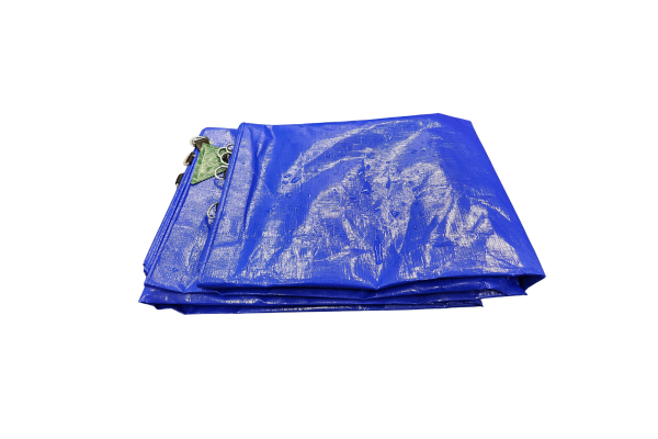 Waterproof 260GSM PE tarpaulin folded with strong D-ring for secure fastening