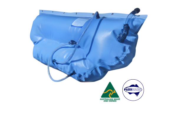DW100CBH – 100L Cargo Barrier Hanging Drinking Water Bladder