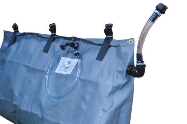 DW110H – 110L Hanging Drinking Water Bladder