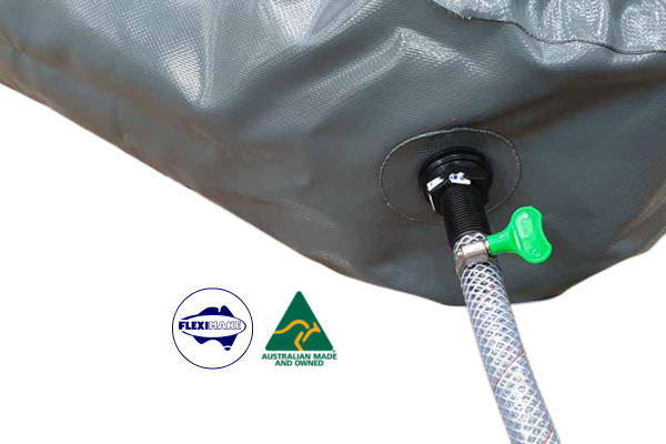 DW50CBH – 50L Cargo Barrier Hanging Drinking Water Bladder