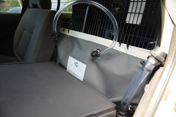 DW60H – 60L Hanging Drinking Water Bladder