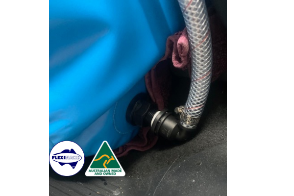DWN125BH - 125L 4WD Next Gen Box Drinking Water Bladder with Transmission Hump Cutout