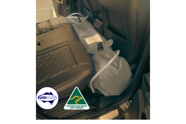 DWN125BH - 125L 4WD Next Gen Box Drinking Water Bladder with Transmission Hump Cutout