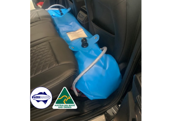 DWN125BH - 125L 4WD Next Gen Box Drinking Water Bladder with Transmission Hump Cutout