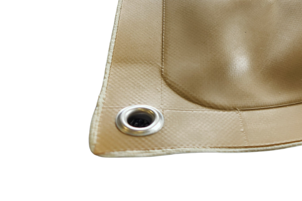 Heavy-duty Stainless Steel mounting points on 50L flexible diesel tank